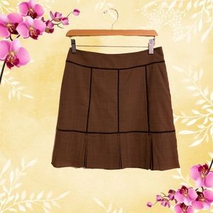 Brown pleated skirt. NWT.